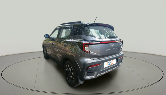2024 Mahindra XUV 3XO AX7L 1.2 Petrol AT, Petrol, Automatic, 4,542 km, exterior