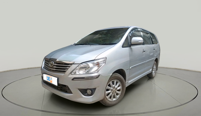 2012 Toyota Innova 2.5 VX 8 STR, Diesel, Manual, 1,94,517 km, exterior