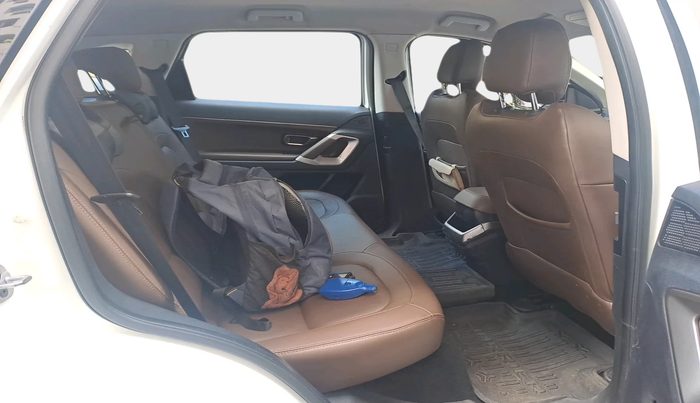 2022 Tata Harrier XZA 2.0L, Diesel, Automatic, 36,429 km, interior