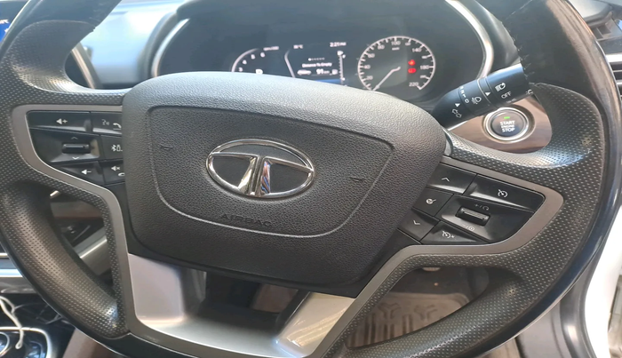 2022 Tata Harrier XZA 2.0L, Diesel, Automatic, 36,429 km, interior