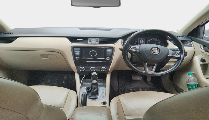 2015 Skoda Octavia 2.0 TDI CR STYLE PLUS AT, Diesel, Automatic, 2,09,904 km, interior