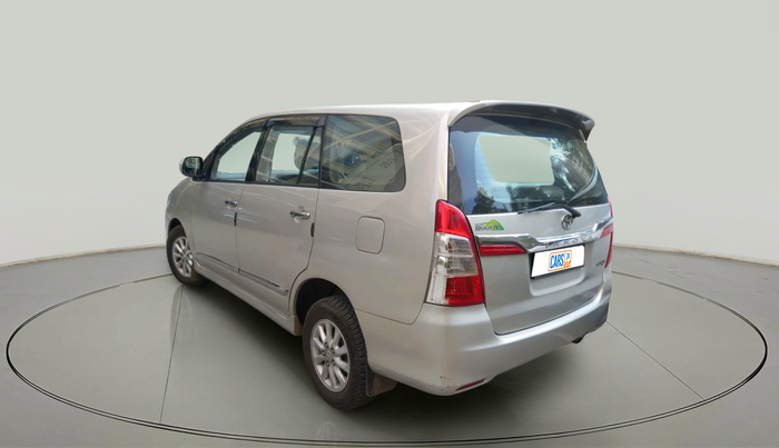 2014 Toyota Innova 2.5 VX 8 STR, Diesel, Manual, 1,12,081 km, exterior