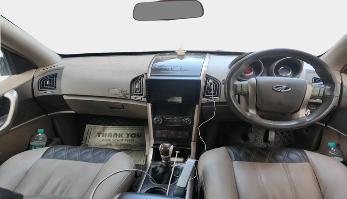 2012 Mahindra XUV500 W8, Diesel, Manual, 1,23,424 km, interior