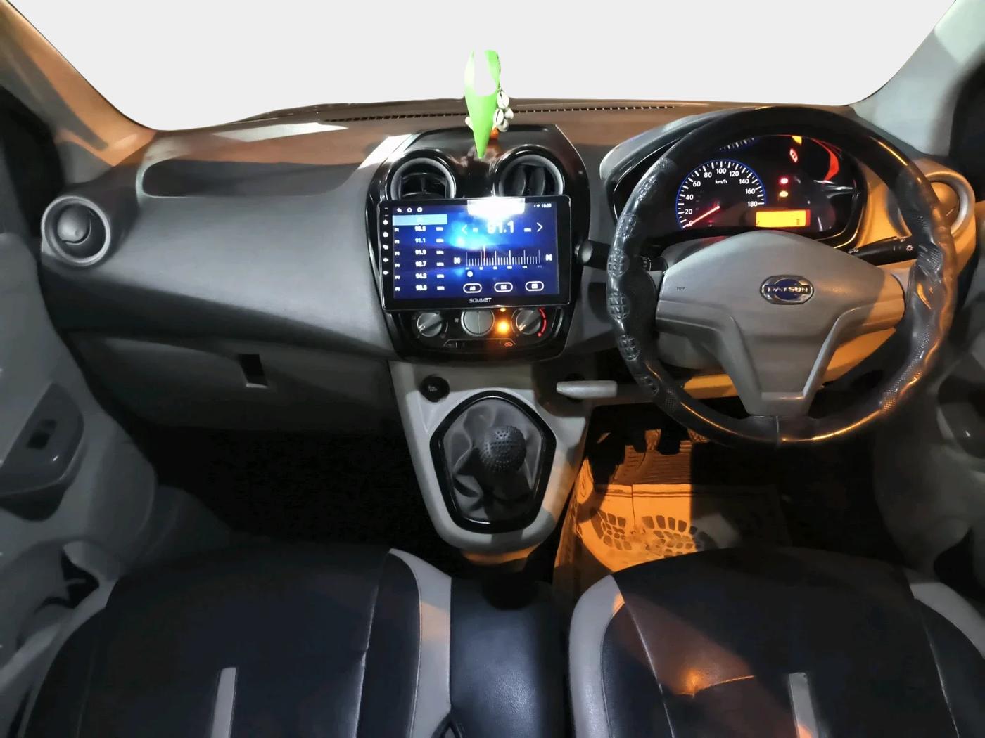 2015 Datsun Go T, Petrol, Manual, 68,395 km, interior