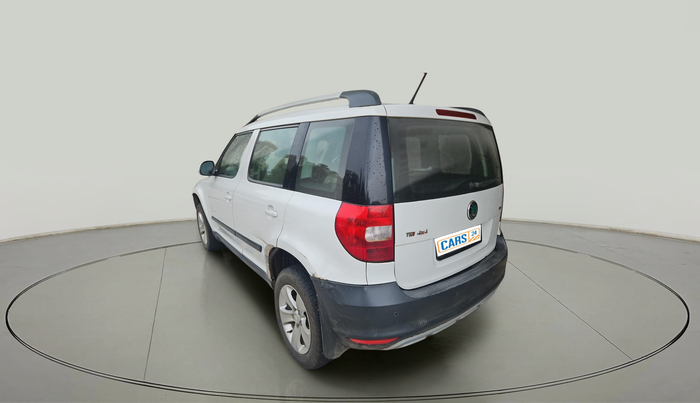 2011 Skoda Yeti AMBIENTE, Diesel, Manual, 1,37,209 km, exterior