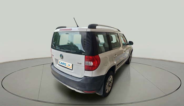 2011 Skoda Yeti AMBIENTE, Diesel, Manual, 1,37,209 km, exterior