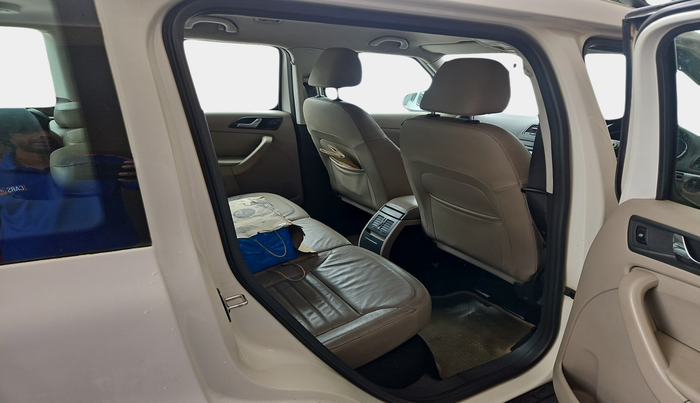 2011 Skoda Yeti AMBIENTE, Diesel, Manual, 1,37,209 km, interior