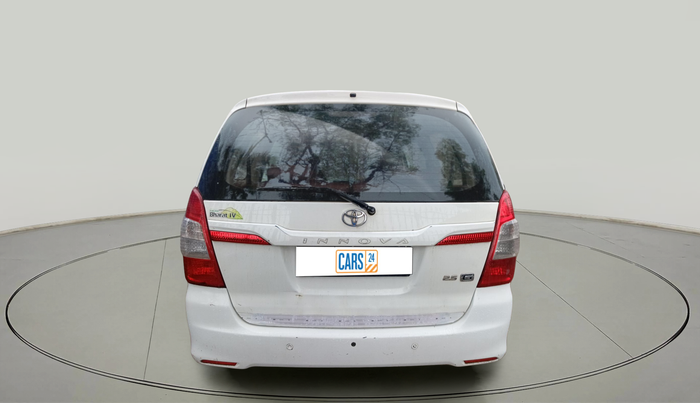 2016 Toyota Innova 2.5 GX 7 STR, Diesel, Manual, 2,81,358 km, exterior