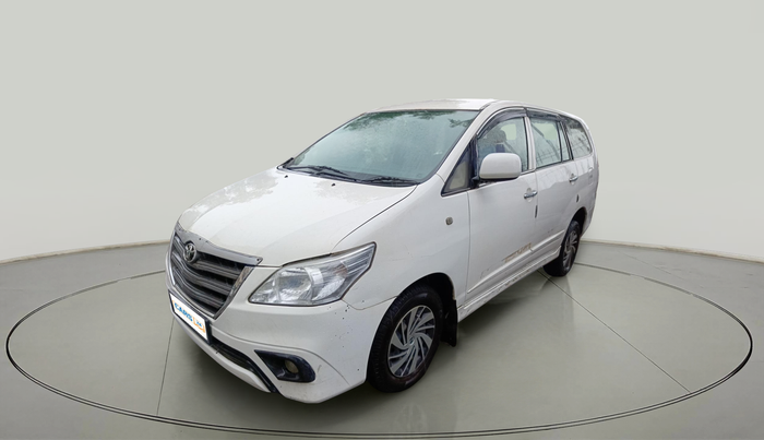 2016 Toyota Innova 2.5 GX 7 STR, Diesel, Manual, 2,81,358 km, exterior