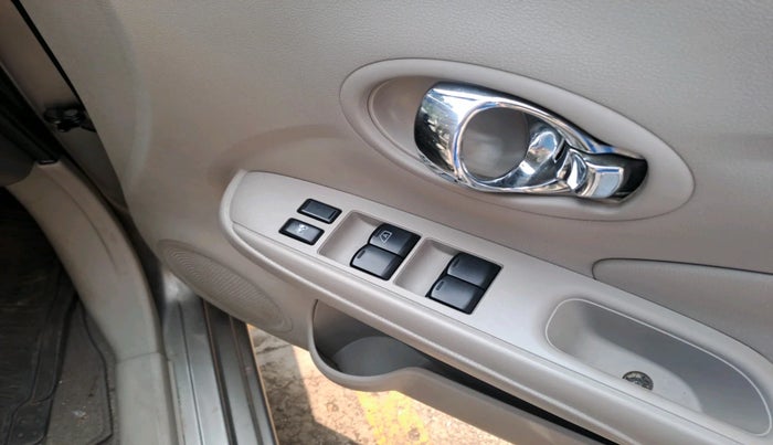 2013 Nissan Sunny XL CVT, Petrol, Automatic, 52,069 km, interior