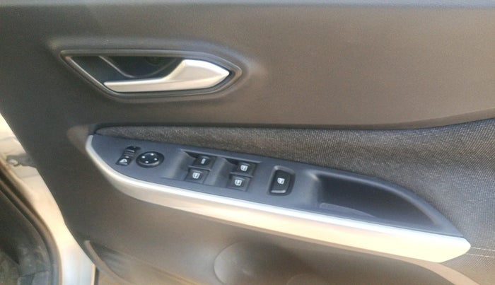 2023 Nissan MAGNITE XV PREMIUM TURBO CVT, Petrol, Automatic, 54,270 km, interior