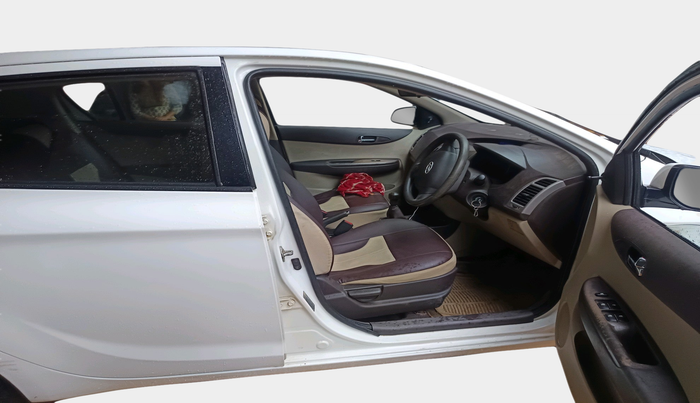 2010 Hyundai i20 MAGNA 1.2, Petrol, Manual, 27,225 km, interior