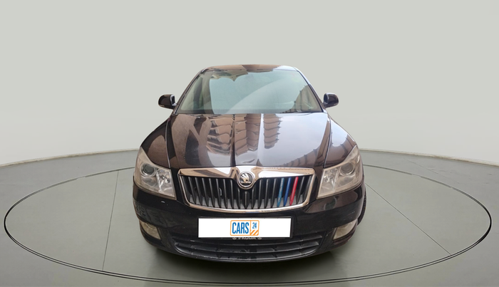 2010 Skoda Laura AMBITION 2.0 TDI CR MT, Diesel, Manual, 1,16,584 km, exterior