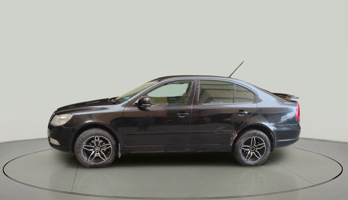 2010 Skoda Laura AMBITION 2.0 TDI CR MT, Diesel, Manual, 1,16,584 km, exterior