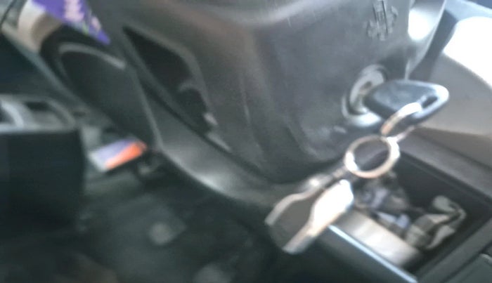 2013 Maruti Wagon R 1.0 LXI CNG, Petrol, Manual, 1,01,968 km, interior