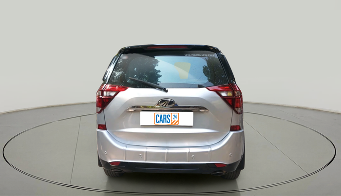 2018 Mahindra XUV500 W11 AT, Diesel, Automatic, 1,11,824 km, exterior