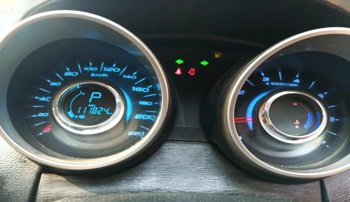 2018 Mahindra XUV500 W11 AT, Diesel, Automatic, 1,11,824 km, interior