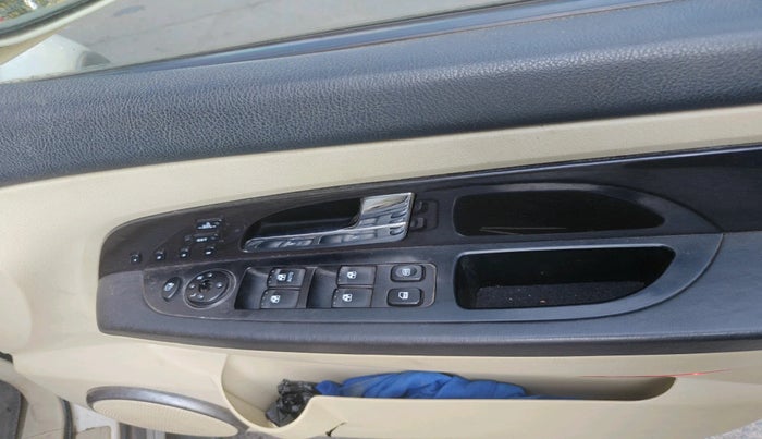 2015 Ssangyong Rexton RX 6, Diesel, Manual, 1,02,665 km, interior