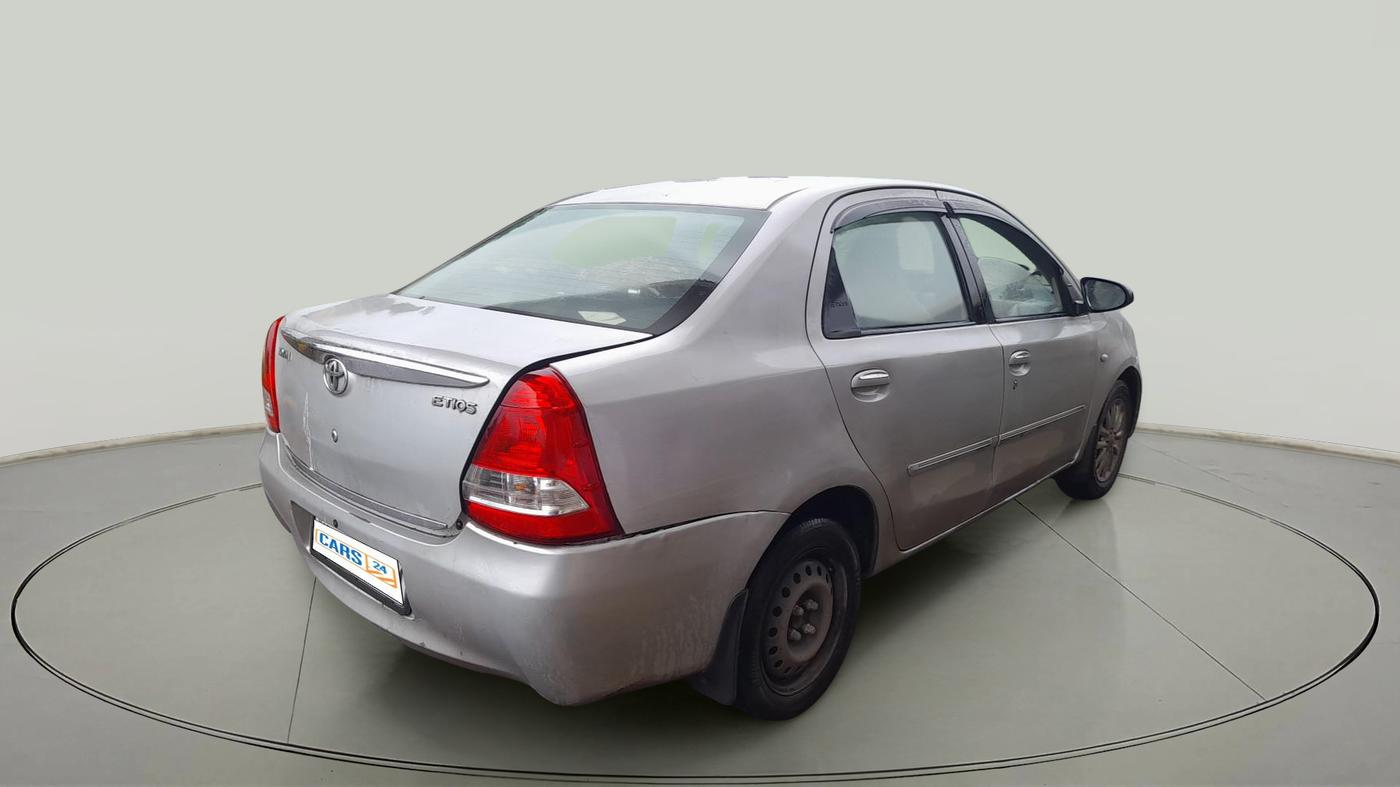 2012 Toyota Etios V, Petrol, Manual, 1,16,248 km, exterior