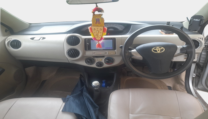 2012 Toyota Etios V, Petrol, Manual, 1,16,248 km, interior