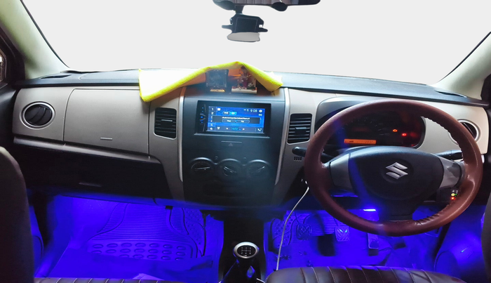 2013 Maruti Wagon R 1.0 LXI CNG, Petrol, Manual, 1,13,332 km, interior