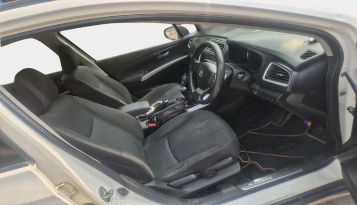 2015 Maruti S Cross ZETA 1.3, Diesel, Manual, 1,86,649 km, interior