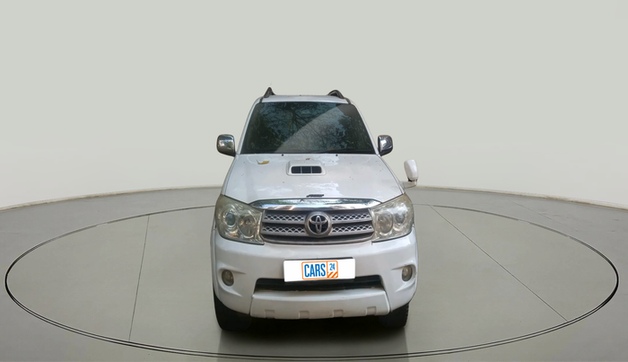 2010 Toyota Fortuner 3.0 4X4 MT, Diesel, Manual, 1,79,109 km, exterior