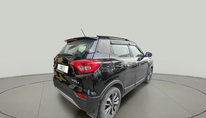 2021 Mahindra XUV300 W8 (O) 1.2 PETROL, Petrol, Manual, 44,677 km, exterior