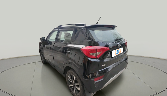 2021 Mahindra XUV300 W8 (O) 1.2 PETROL, Petrol, Manual, 44,677 km, exterior