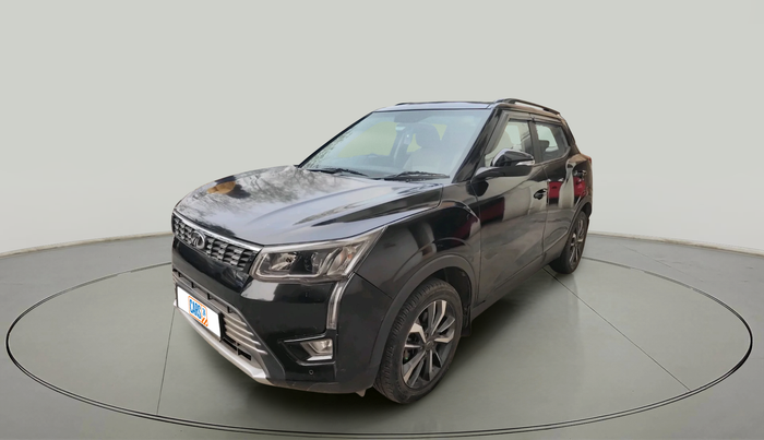 2021 Mahindra XUV300 W8 (O) 1.2 PETROL, Petrol, Manual, 44,677 km, exterior