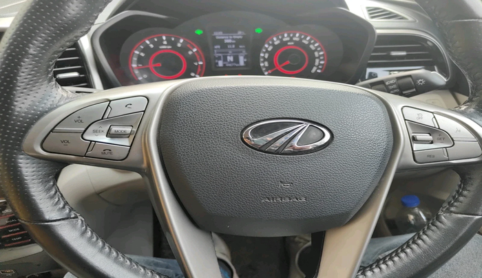 2021 Mahindra XUV300 W8 (O) 1.2 PETROL, Petrol, Manual, 44,677 km, interior