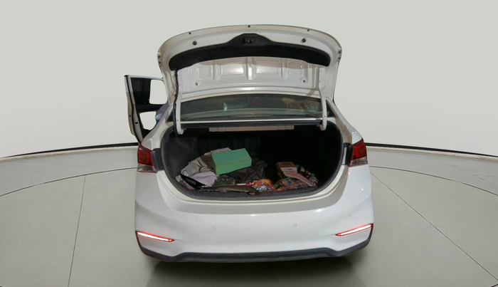2018 Hyundai Verna 1.6 CRDI SX, Diesel, Manual, 72,582 km, exterior