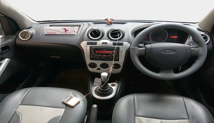 2011 Ford Figo ZXI 1.2 PETROL, Petrol, Manual, 70,661 km, interior