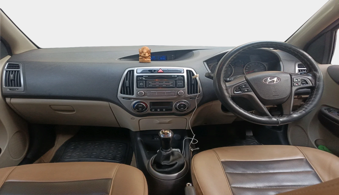 2014 Hyundai i20 SPORTZ 1.4 CRDI, Diesel, Manual, 76,827 km, interior