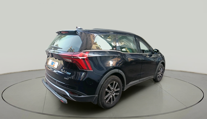 2021 Mahindra XUV700 AX 7 P AT 7 STR, Petrol, Automatic, 83,938 km, exterior