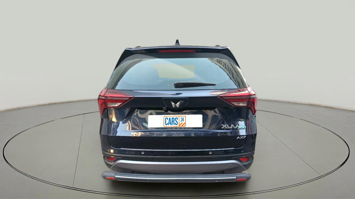 2021 Mahindra XUV700 AX 7 P AT 7 STR, Petrol, Automatic, 83,938 km, exterior