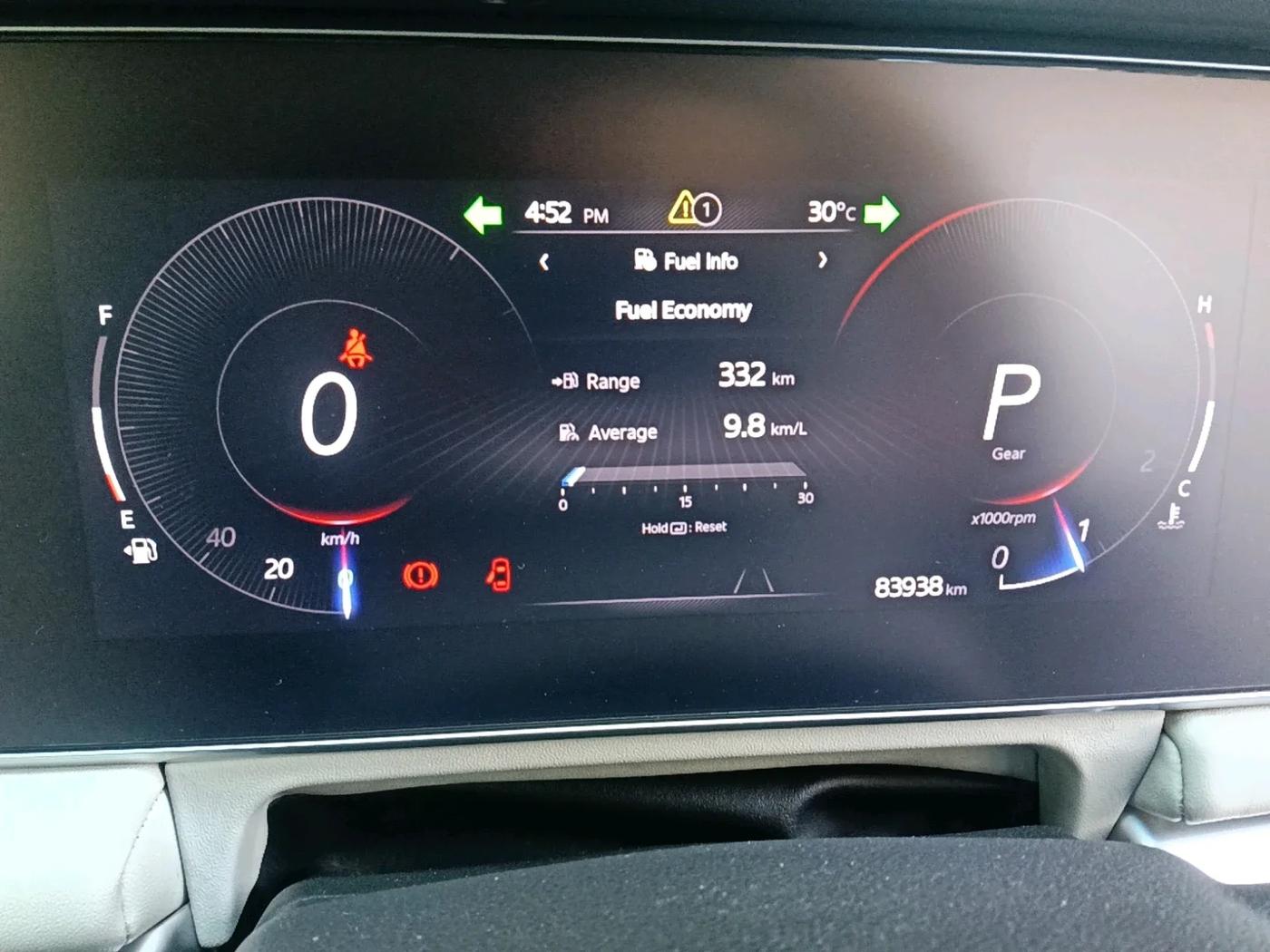2021 Mahindra XUV700 AX 7 P AT 7 STR, Petrol, Automatic, 83,938 km, interior