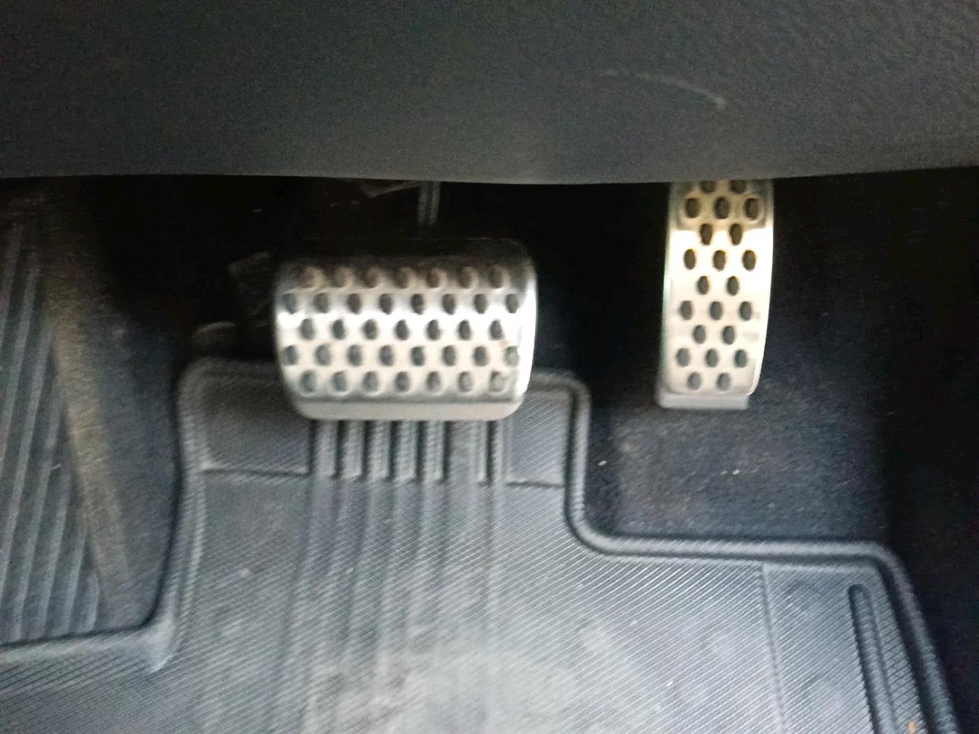 2021 Mahindra XUV700 AX 7 P AT 7 STR, Petrol, Automatic, 83,938 km, interior