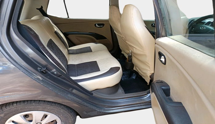 2011 Hyundai i10 MAGNA 1.2, Petrol, Manual, 39,602 km, interior