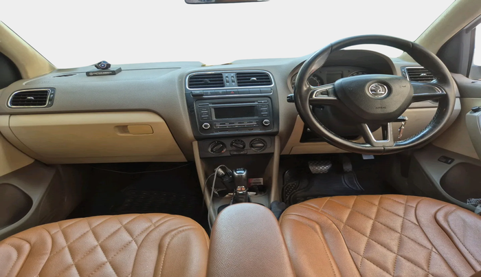 2015 Skoda Rapid AMBITION 1.5 TDI AT, Diesel, Automatic, 95,577 km, interior