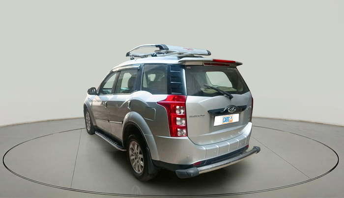 2017 Mahindra XUV500 W10 AT, Diesel, Automatic, 83,937 km, exterior