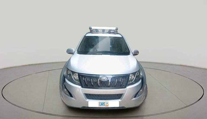 2017 Mahindra XUV500 W10 AT, Diesel, Automatic, 83,937 km, exterior