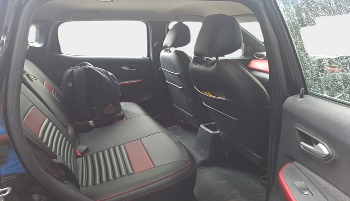 2022 Nissan MAGNITE XV TURBO CVT RED EDITION, Petrol, Automatic, 8,167 km, interior