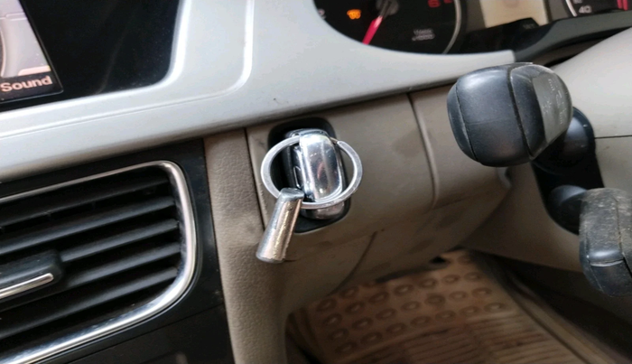 2011 Audi A4 2.0 TDI, Diesel, Automatic, 1,35,566 km, interior