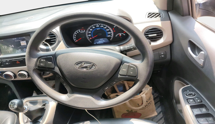 2018 Hyundai Grand i10 SPORTZ 1.2 KAPPA VTVT, Petrol, Manual, 33,663 km, interior