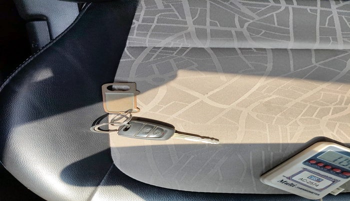 2018 Hyundai Grand i10 SPORTZ 1.2 KAPPA VTVT, Petrol, Manual, 33,663 km, interior