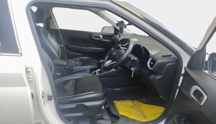 2021 Hyundai VENUE SX 1.0 TURBO, Petrol, Manual, 45,327 km, interior