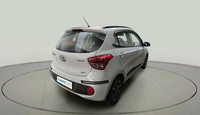 2017 Hyundai Grand i10 SPORTZ (O) AT 1.2 KAPPA VTVT, Petrol, Automatic, 66,321 km, exterior