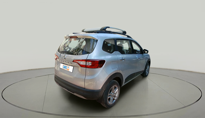 2023 Renault TRIBER RXZ, Petrol, Manual, 10,243 km, exterior