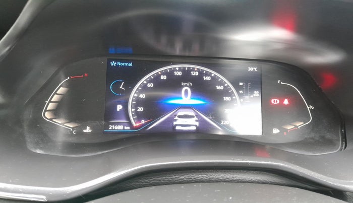 2022 Renault Kiger RXZ TURBO CVT, Petrol, Automatic, 21,688 km, interior